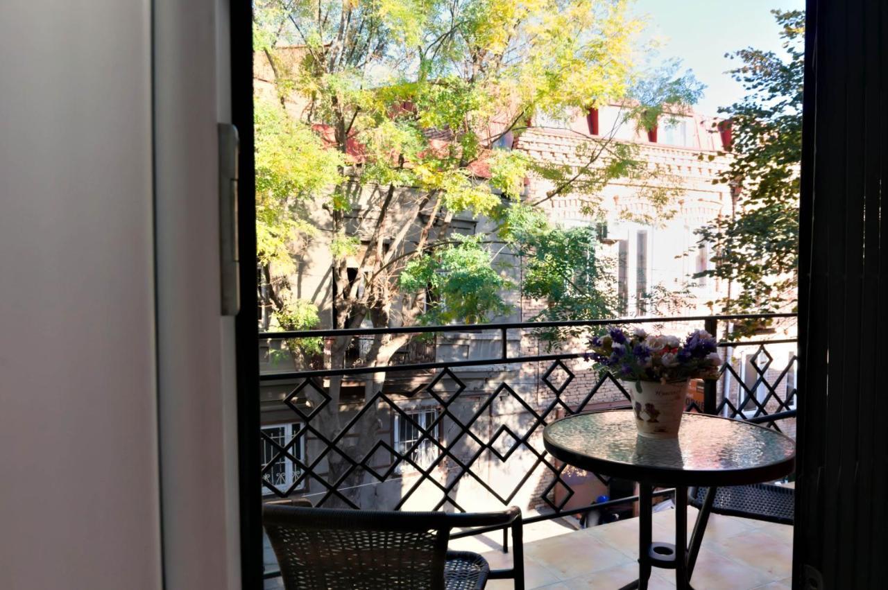 Mose Art Hotel تبليسي المظهر الخارجي الصورة